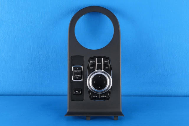 Bilstereo navigasjon betjeningspanel til BMW i3, 2013-2022  (BMW|65.82-9 490 067)