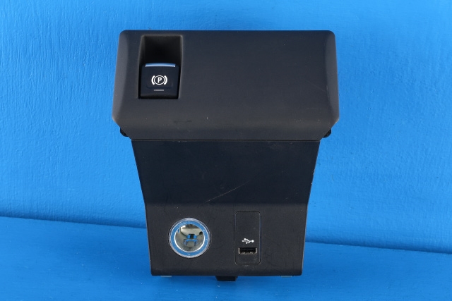 Dashbord diverse til BMW i3, 2013-2022  (BMW|9 386 734)