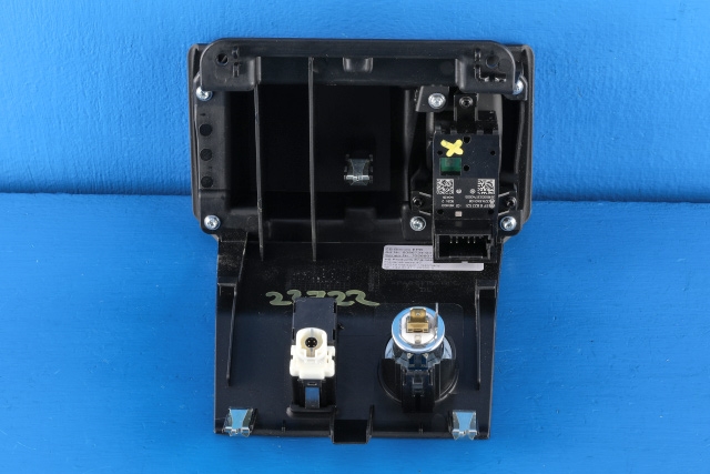 Dashbord diverse til BMW i3 2013-2022  (BMW|9 386 734|)