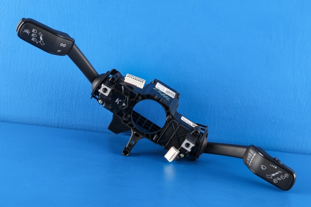 Bryter combi til VW Tiguan, 2016-2020 (Type II, Fase 1)  (VAG|3Q0 953 521 AN)