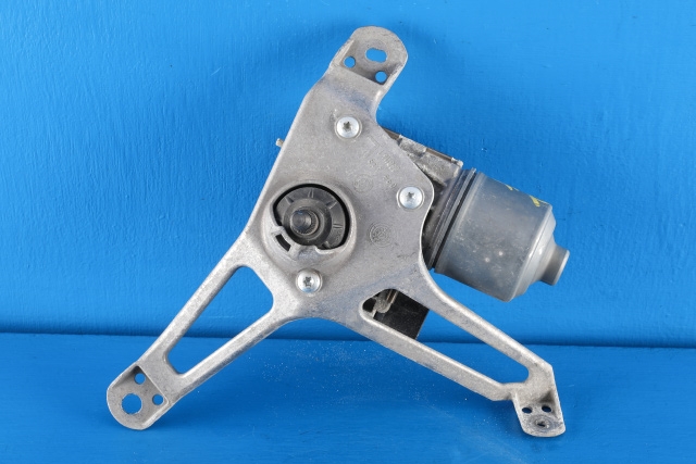 Viskermotor foran venstre til BMW i3 2013-2022 (BMW|7 359 449|)