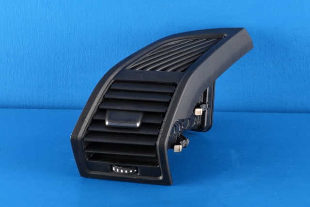 Dashbord friskluftdyse venstre til BMW i3, 2013-2022  (BMW|9 283 001)