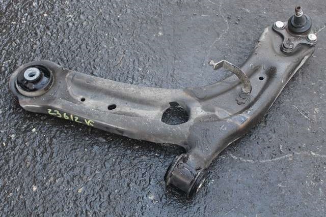 Bærebru venstre foran nedre til VW Tiguan, 2016-2020 (Type II, Fase 1)  