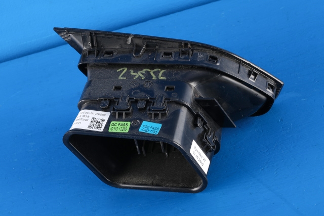 Dashbord friskluftdyse venstre til VW Transporter / Caravelle 2019-->> (T6.1) (T6.1) (VAG|7L1 819 703 B|)