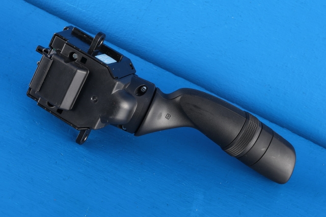 Bryter blink til Toyota RAV4 2019-->> (Type V)  (TOYOTA|33400-17J781|)