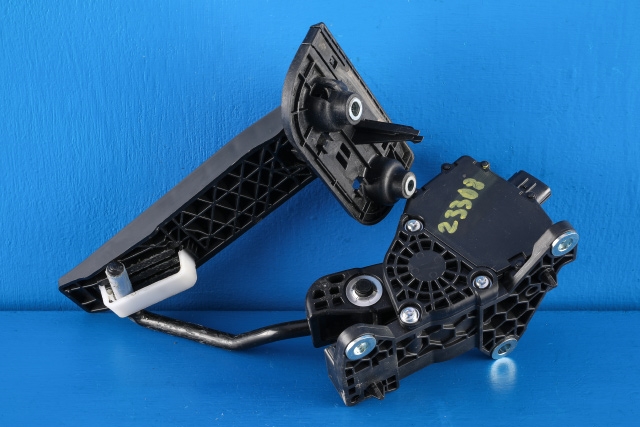 Pedal gass til Toyota RAV4 2019-->> (Type V) (TOYOTA|78110-33140|)