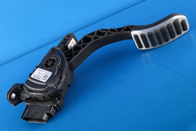 Pedal gass til Volvo XC60, 2014-2017 (Type I, Fase 2)  (VOLVO|31329370)