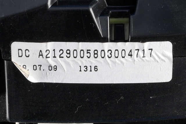 Instrumentpanel til Mercedes E-Klasse 2009-2013 (Fase 1) (W212) (W212) (MERCEDES|A 212 900 58 03|)