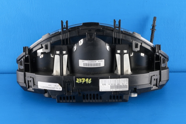 Instrumentpanel til Mercedes E-Klasse 2009-2013 (Fase 1) (W212) (W212) (MERCEDES|A 212 900 58 03|)