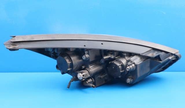 Frontlykt venstre halogen til Hyundai Ix35 2010-2015  