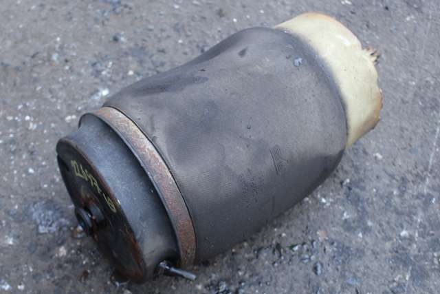 Fjær bak nivå luftpute/belg til Land Rover Range Rover 2002-2012 (Type III)  