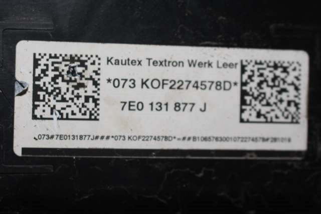 AdBlue tank til VW Transporter / Caravelle 2019-->> (T6.1) (T6.1) (VAG|7E0 131 877 J|)