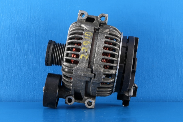 Dynamo til BMW 3-Serie 2005-2011 (E90/E91/E92/E93) (E90/E91/E92/E93) (BOSCH|0 124 525 059|7 532 966. 14 VOLT - 150 AMP|)
