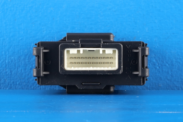 Styreenhet antispinn til Nissan Qashqai 2014-2021 (Type II) (NISSAN|476A0-4EA0B|)