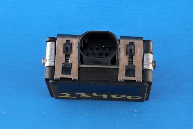 Sensor radar til Nissan Qashqai 2014-2021 (Type II) (BOSCH|0 203 300 163|28438-4EJ0A|)