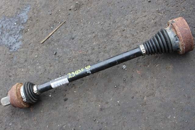 Drivaksel venstre bak, diesel/automat til VW Passat, 2015-2019 (Fase 1) (B8) (B8) (VAG|3Q0 501 203 C)