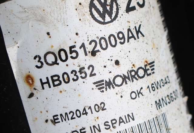 Støtdemper bak til VW Passat 2015-2019 (Fase 1) (B8) (B8) (VAG|3Q0 512 009 AK|)