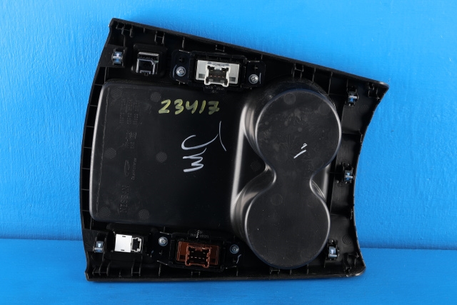 Dashbord koppholder til Nissan Leaf 2011-2017 (Type I)  