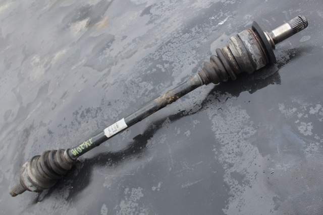 Drivaksel høyre bak, diesel/manuell til BMW 1-Serie, 2011-2015 (Fase 1) (F20/F21) (F20/F21) (BMW|7 624 206)