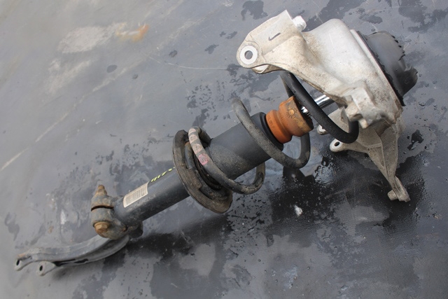 Fjærbein høyre foran til Audi A5 2007-2016 (Type I) (VAG|8T0 413 031 AF|)