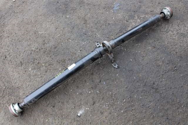 Mellomaksel til Audi A5, 2007-2016 (Type I)  (VAG|8T0 521 101 B)