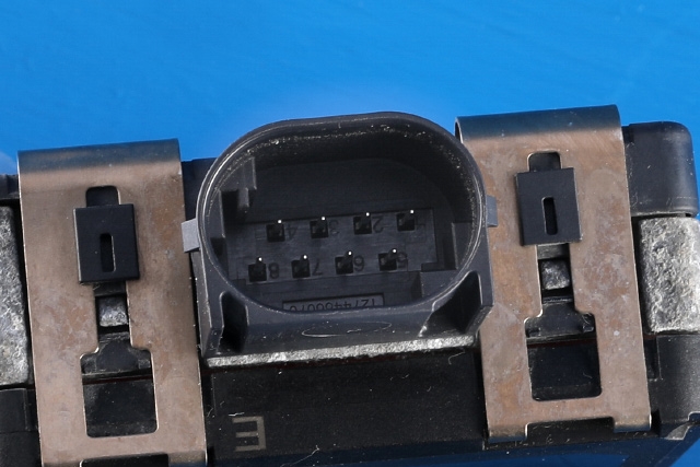 Sensor radar til VW Passat 2015-2019 (Fase 1) (B8) (B8) (BOSCH|0 203 300 682|3Q0 907 566 C|)