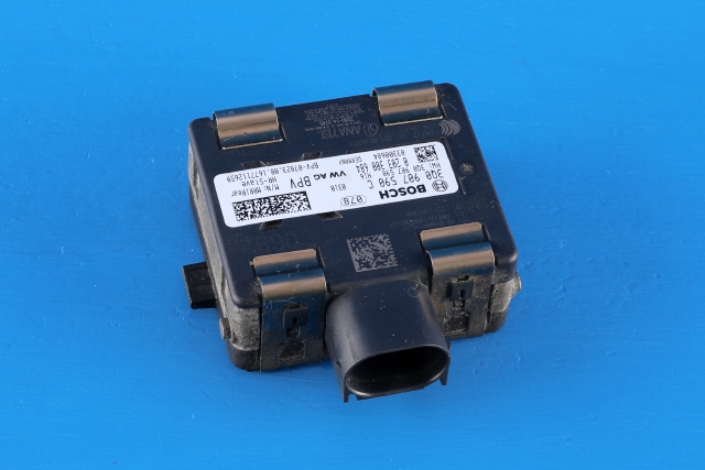 Sensor radar til VW Passat, 2015-2019 (Fase 1) (B8) (B8) (BOSCH|0 203 300 684)