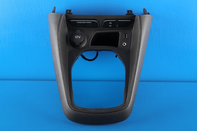 Dashbord diverse til Ford Transit Courier, 2014-2018 (Type I, Fase 1)  