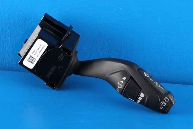 Bryter visker til Ford Focus, 2011-2014 (Type III, Fase 1)  (FORD|AV6T-17A553-AC)