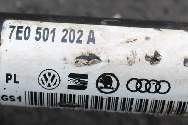 Drivaksel høyre bak, diesel/automat til VW Transporter / Caravelle 2019-->> (T6.1) (T6.1) (VAG|7E0 501 202 A|)