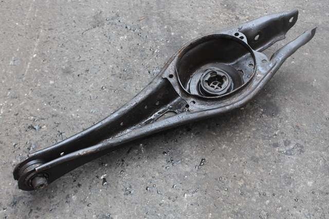 Bærebru venstre bak til VW Touran, 2015-2021 (Type II)  