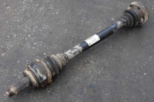 Drivaksel høyre bak, diesel/automat til BMW X6, 2008-2014 (E71/E72) (E71/E72) (BMW|7 564 558)