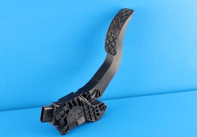 Pedal gass til VW Up, 2012-2019  (HELLA|6PV 010 621-20)