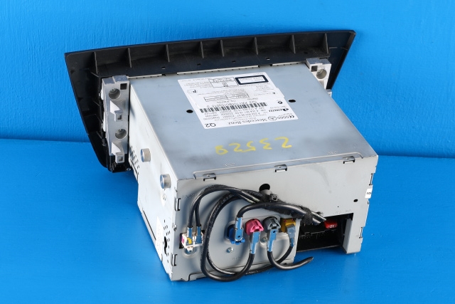 Bilstereo navigasjon til Mercedes C-Klasse 2011-2014 (Fase 2) (W204) (W204) (MERCEDES|A 204 900 98 07|)