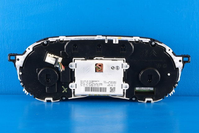 Instrumentpanel til Peugeot 508 2011-2014 (Type I, Fase 1) (PEUGEOT|98 004206 80|)