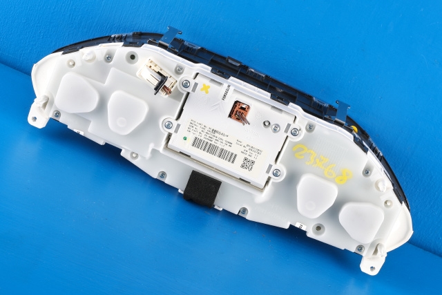 Instrumentpanel til Peugeot 208 2012-2019 (Type I) (PEUGEOT|98 039931 80|)