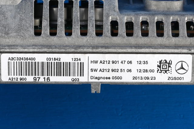 Bilstereo navigasjon skjerm til Mercedes E-Klasse 2013-2016 (Fase 2) (W212) (W212) (MERCEDES|A 212 900 97 16|)