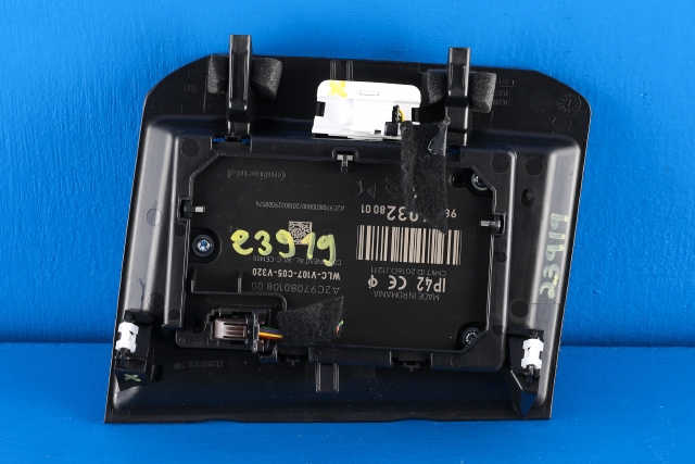 Dashbord trådløs mobillader til Peugeot 5008 2017-->> (Type II) (PEUGEOT|98 134032 80|)