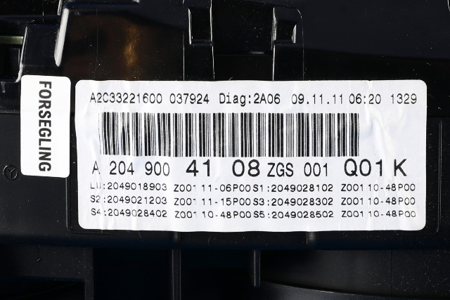 Instrumentpanel til Mercedes C-Klasse 2011-2014 (Fase 2) (W204) (W204) (MERCEDES|A 204 900 41 08|)