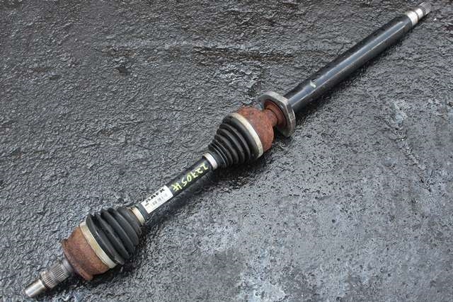 Drivaksel høyre foran, diesel/manuell til Opel Astra J, 2010-2015  (GM|13 335 143)