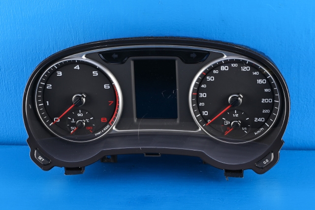 Instrumentpanel til Audi A1, 2010-2014 (Type I, Fase 1)  (VAG|8X0 920 930 M)