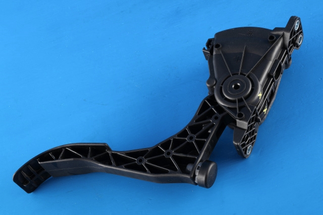Pedal gass til Audi A1 2010-2014 (Type I, Fase 1)  (HELLA|6PV 008 496-40|6Q1 723 503 P|)