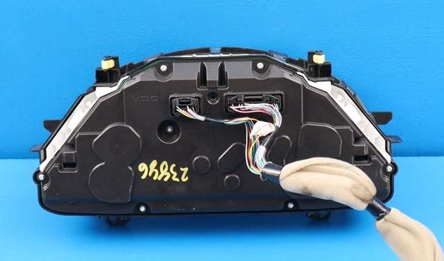 Instrumentpanel til Toyota Auris 2013-2015 (Type II, Fase 1)  (TOYOTA|83800-0ZW31|)