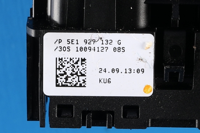 Dashbord diverse til Škoda Octavia 2013-2016 (Type III, Fase 1)  (VAG|5E1 863 212 A|)