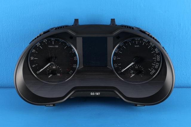 Instrumentpanel til Škoda Octavia, 2013-2016 (Type III, Fase 1)  (VAG|5E0 920 861 E)