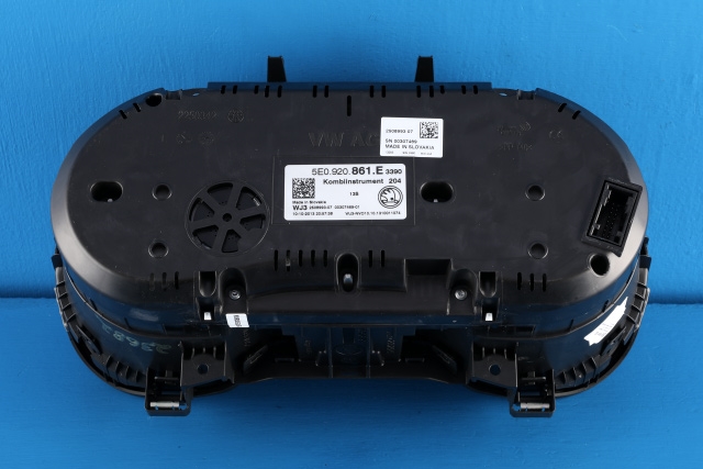 Instrumentpanel til Škoda Octavia 2013-2016 (Type III, Fase 1)  (VAG|5E0 920 861 E|)