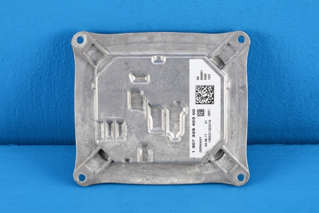 Styreenhet xenon/ballast til Peugeot 308 2013-2021 (Type II)  (AUTOMOTIVE|1 307 329 40300|)