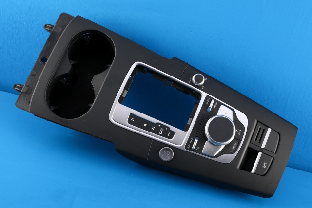 Bilstereo navigasjon betjeningspanel til Audi A3, 2016-2020 (Type III, Fase 2)  (VAG|8V0 919 614 BK)