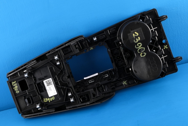 Bilstereo navigasjon betjeningspanel til Audi A3 2016-2020 (Type III, Fase 2)  (VAG|8V0 919 614 BK|)