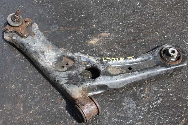 Bærebru høyre foran nedre til VW Caddy, 2015-2020 (Type III, Fase 3)  